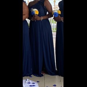 David’s Bridal Marine  bridesmaid dress size 12